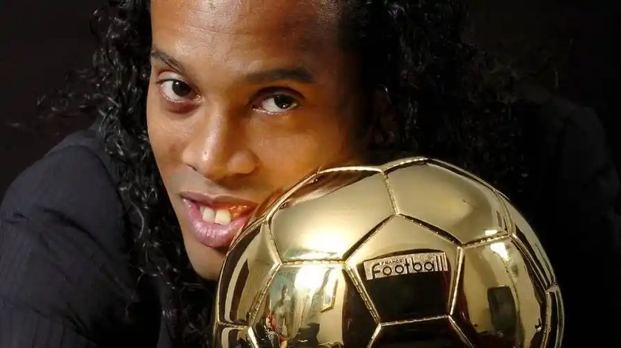 亞歷山大不 亞歷山大不